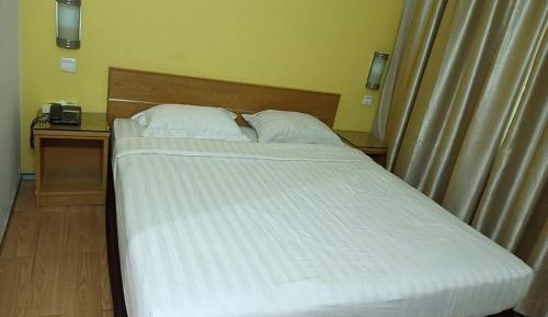 Standard King Room
