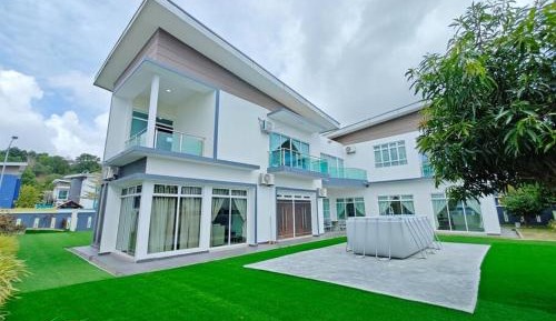 Five-Bedroom House