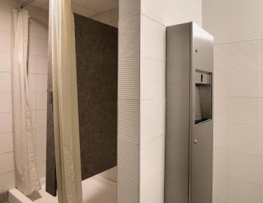 Standard Single Room with Shared Bathroom