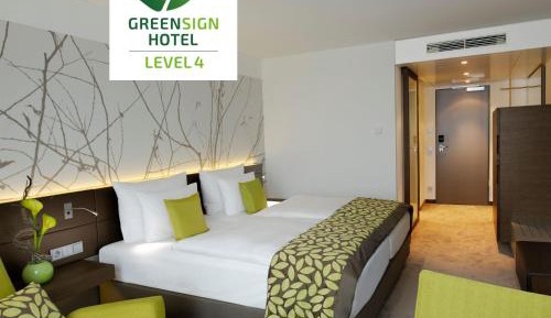 Deluxe Double Room with Park View
