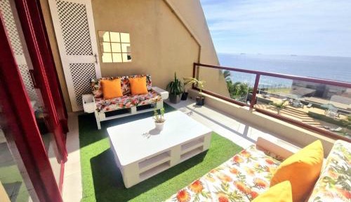 Apartment with Pool View 