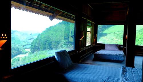 Mixed Dormitory Room