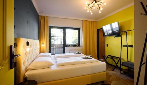 Cozy Double Room