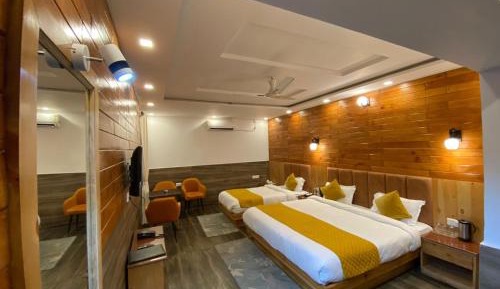 Deluxe Family Suite