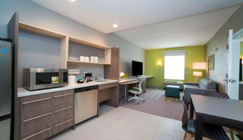 King Suite - Mobility and Hearing Access/Non-Smoking