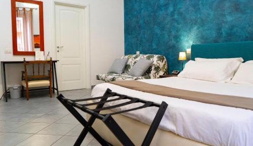 Deluxe Double Room with Extra Bed