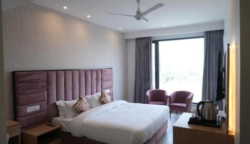 Superior Family Room