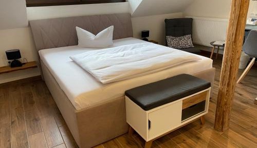 Large Single Room