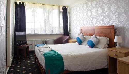 Standard Double Suite