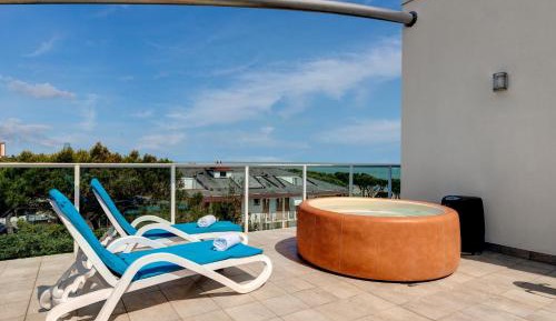 Junior Suite with Private Pool