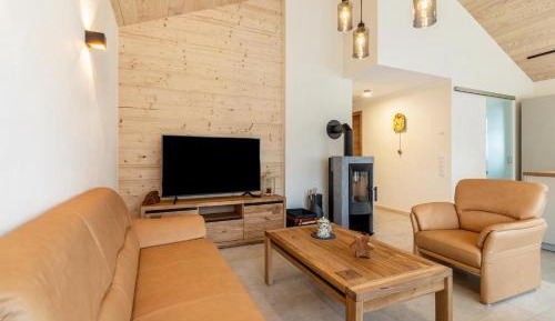 Three-Bedroom Superior Apartment