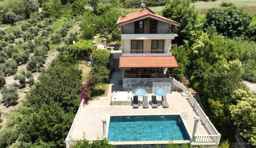 Villa with Private Pool