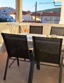 One-Bedroom Apartment with Terrace