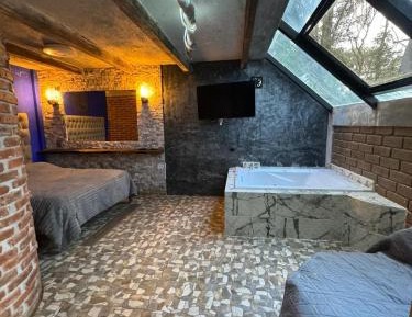 Deluxe Double Room with Bath