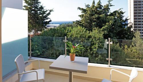 Bungalow (1-4 Adults)