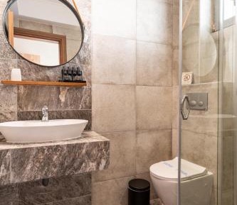 Apartment with Garden View