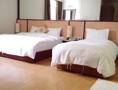 Triple Room with Bath