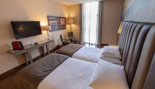Executive Apartment**