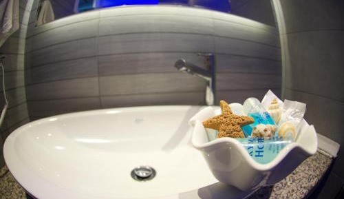 Double or Twin Room with Sea View