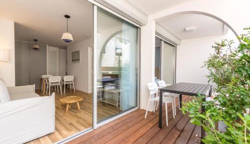 Apartment with Terrace