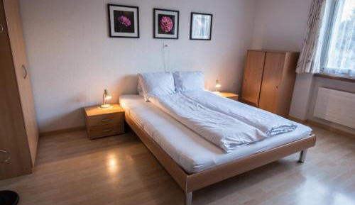 Quintuple Room