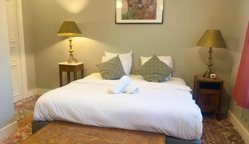 Deluxe Double or Twin Room with City View