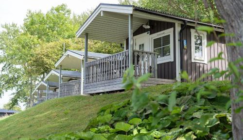 Deluxe Bungalow