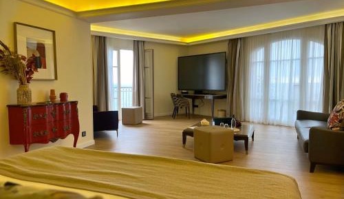 Suite with Sea View