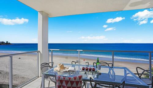2 Bedroom Beach Front Apartment