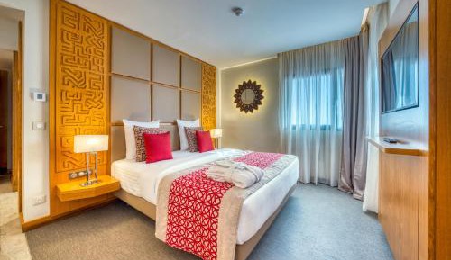 Queen Room with Sea View