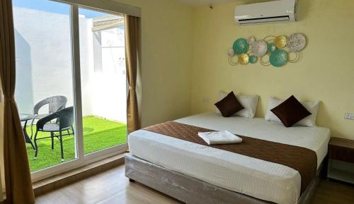 Double Room with Patio