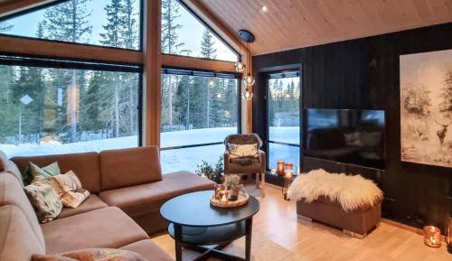 Five-Bedroom Holiday Home