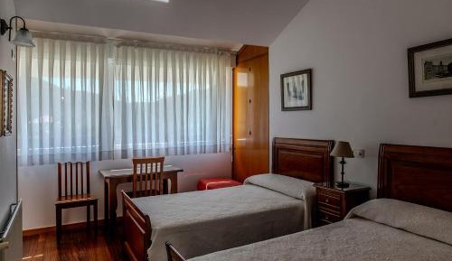 Basic Triple Room