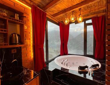 Deluxe Double Room with Bath