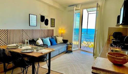 Apartment with Sea View