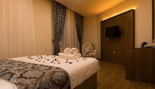 Triple Room with Lake View