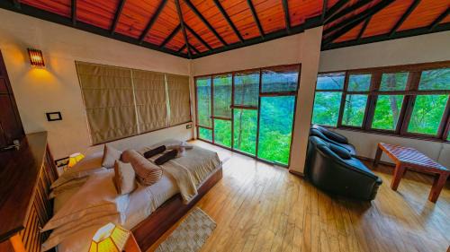 Suite with River View