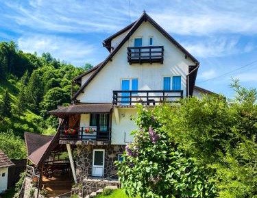 Six-Bedroom House