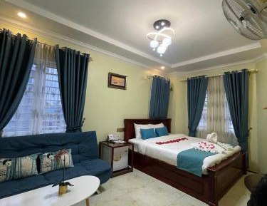 Large Double Room
