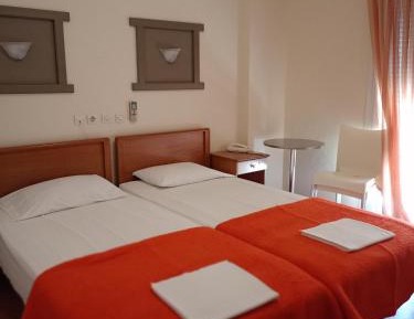 Superior Twin Room with City View