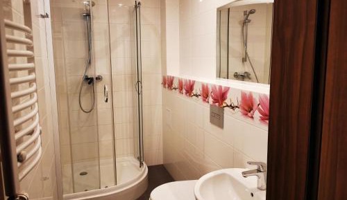Economy Quadruple Room