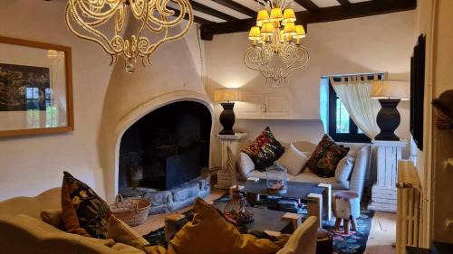 Seven-Bedroom House