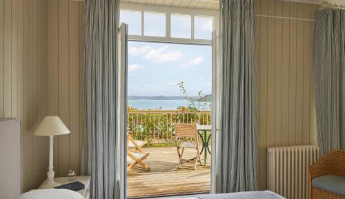 Premium Room with Sea View and Balcony