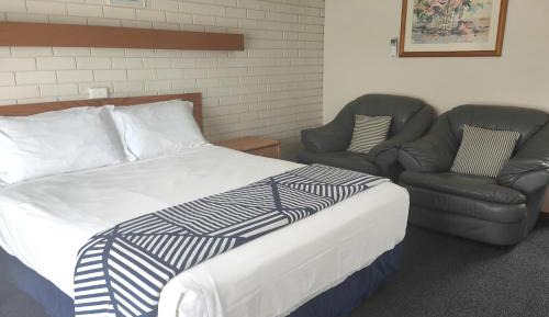 Executive Queen Room