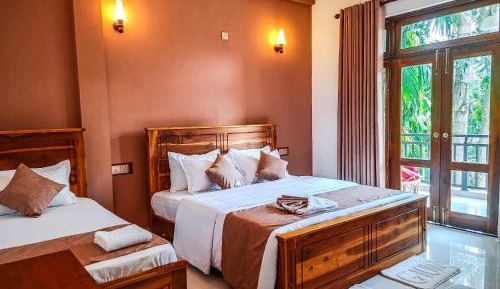 Triple Room with Balcony