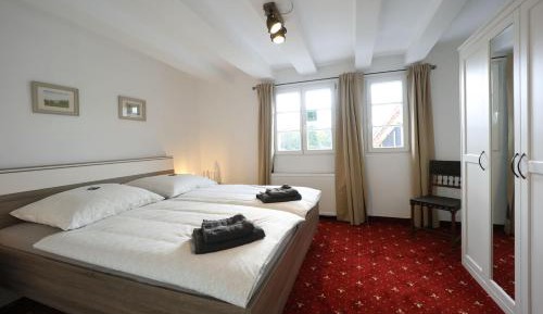 Double Room with Shared Bathroom