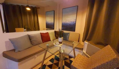King Suite with Pool View