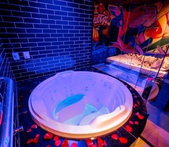 Double Room with Spa Bath