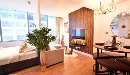 Studio Apartment