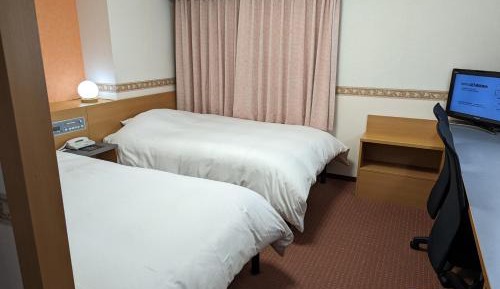 Twin Room - Non-Smoking